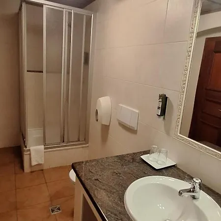 Konvice Otel 3*
